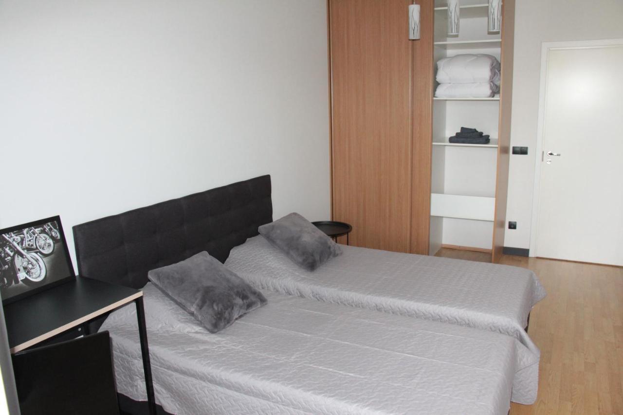 New Modern 4-Room Apartment With Big Balcony And Undeground Parking In Center Of Tallinn Buitenkant foto