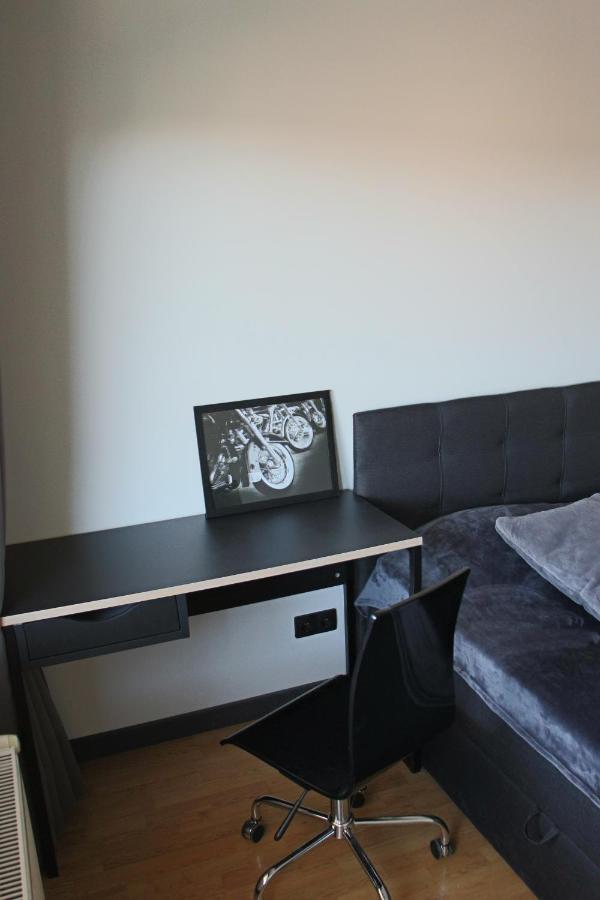New Modern 4-Room Apartment With Big Balcony And Undeground Parking In Center Of Tallinn Buitenkant foto