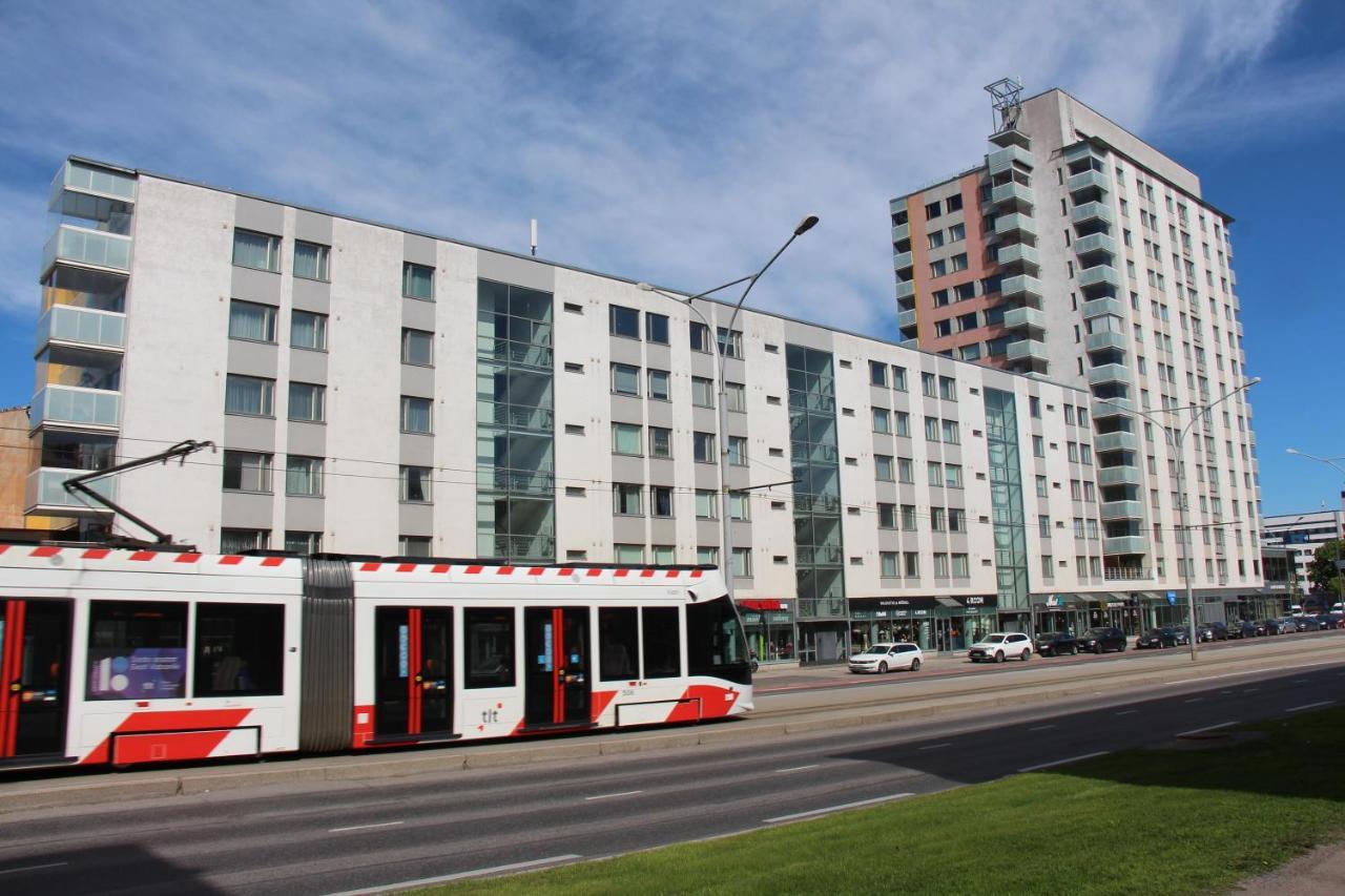 New Modern 4-Room Apartment With Big Balcony And Undeground Parking In Center Of Tallinn Buitenkant foto